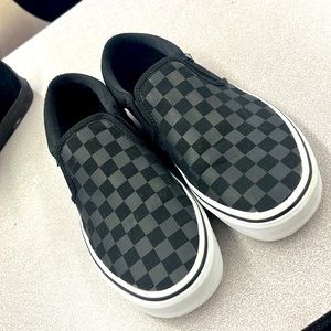 Vans unisex checker board black on black slip on loafer tennis shoe M7/W9